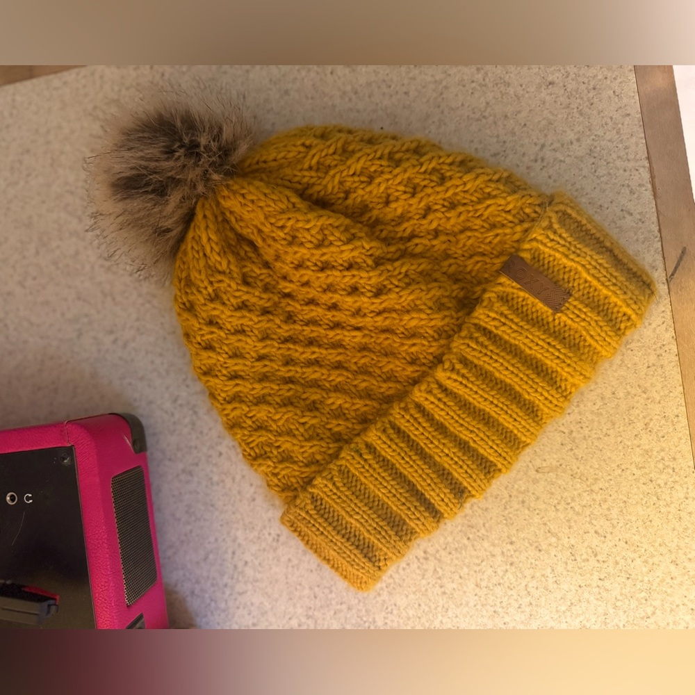 Roxy Knit Fleece Lined Hat